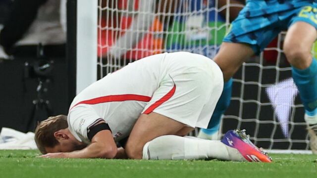 England 2-3 Spain: World champions win at Wembley in Nations League despite Anthony Gordon and Harry Kane goals