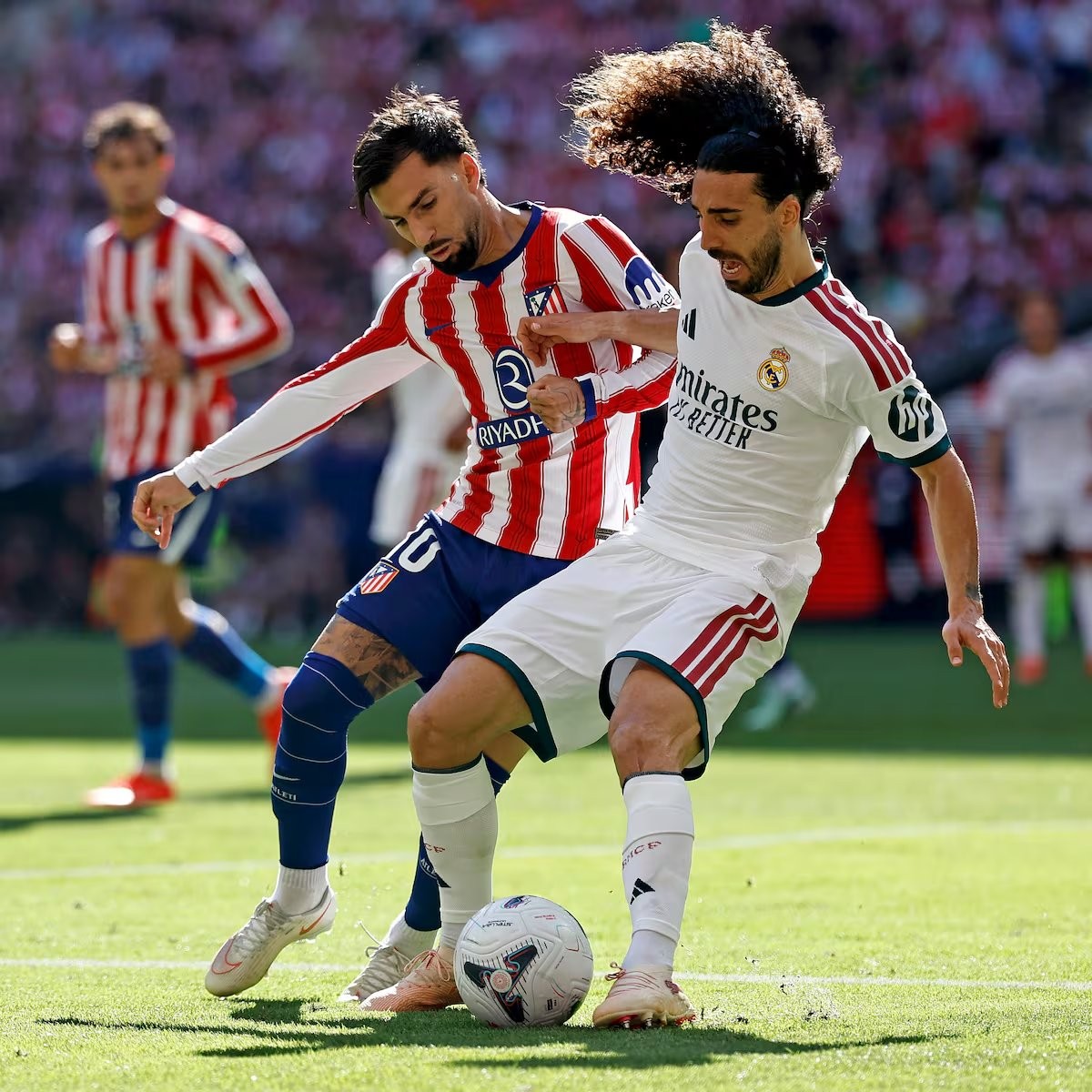 Baena: “El show de los papelitos de Mourinho es una rabieta de no saber perder”