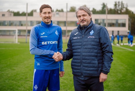 Offiziell: Russischer Nationalspieler Kuzyaev wechselt zu Makhachkala mit Einjahresvertrag