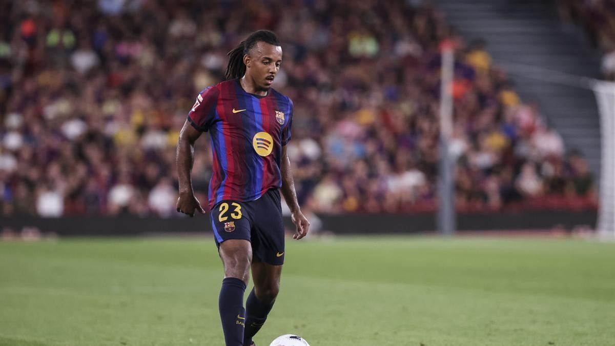 Sport: Kounde makes only two starts this season, several top clubs interested