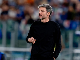 Van Bommel relishing clash against 'special' Zidane and France