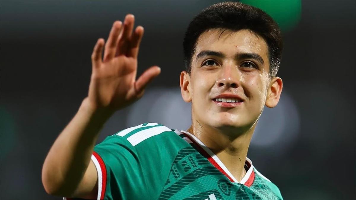 AS: Gilberto Mora, la estrella mexicana de 17 años, anota su primer gol con la selección absoluta; Barcelona y Real Madrid lo siguen