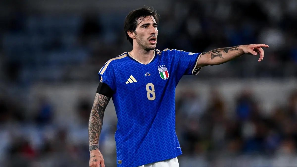 Tonali: L'Italia non ha stelle che cambiano le partite, dobbiamo diventare un'unica entità