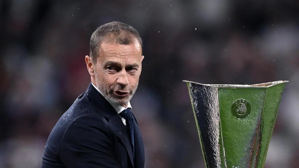 Ceferin: A infraestrutura do futebol italiano está longe de corresponder ao prestígio da Serie A