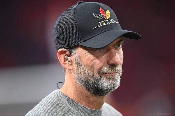 Gran demanda: Medios alemanes informan que los gorros personalizados de Klopp saldrán a la venta al público