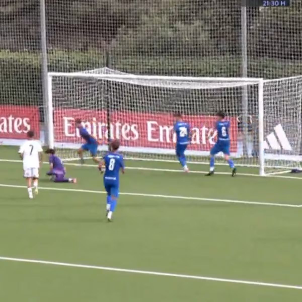 El golazo de la joya de la cantera del Madrid: para ponerse en bucle el grito del narrador