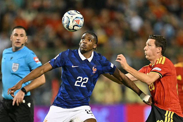 Seguro e elegante, Jacquet estreia na seleção com atuação impecável: 4 desarmes, 3 cortes, 10 passes para o terço final