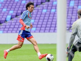 中村敬斗：即使少打一人，我们也有进球和赢下比赛的能力