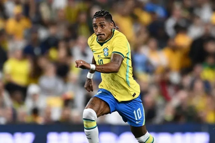 Sport: Le Brésil adoptera la tactique du Barça contre l'Australie, Raphinha en faux numéro 9