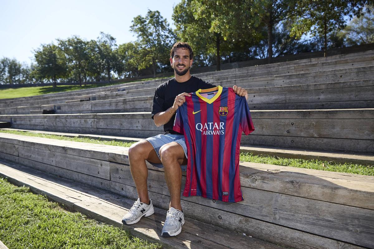 L'ancien du Barça Montoya prendra sa retraite cet été et envisage de créer un club ou un camp d'entraînement
