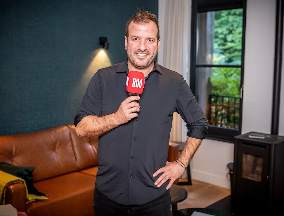 Van der Vaart: De Jong è l'olandese che il Bayern Monaco dovrebbe acquistare; vorrei rigiocare la finale dei Mondiali in Sudafrica