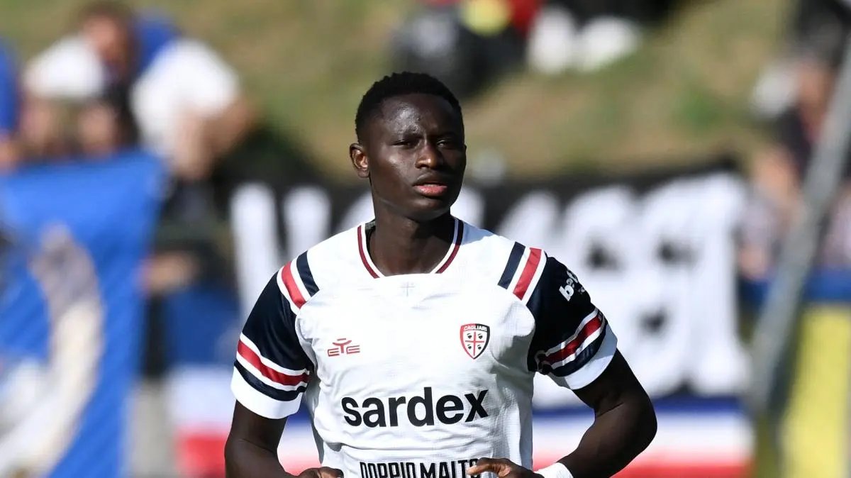 Tuttomercatoweb: Das tatsächliche Jahresgehalt von Cagliari-Jungstar Mendy beträgt rund 280.000 Euro