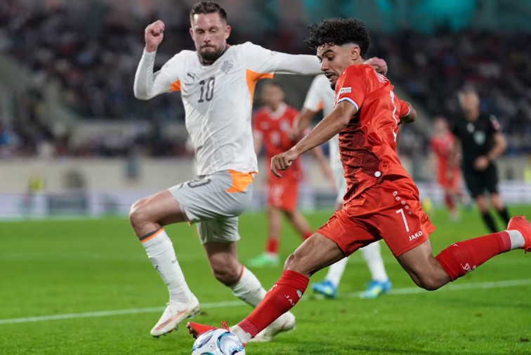Le "grand sniper" islandais de retour : Gylfi Sigurdsson égale Guðjohnsen avec 88 sélections