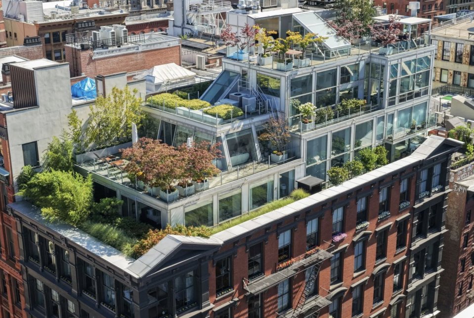 The Sun: Henry met en vente son penthouse new-yorkais pour 19 millions de livres sterling