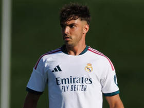 OFFICIAL: Raúl Asencio will undergo surgery due to a stress fracture in the tibia of his right leg