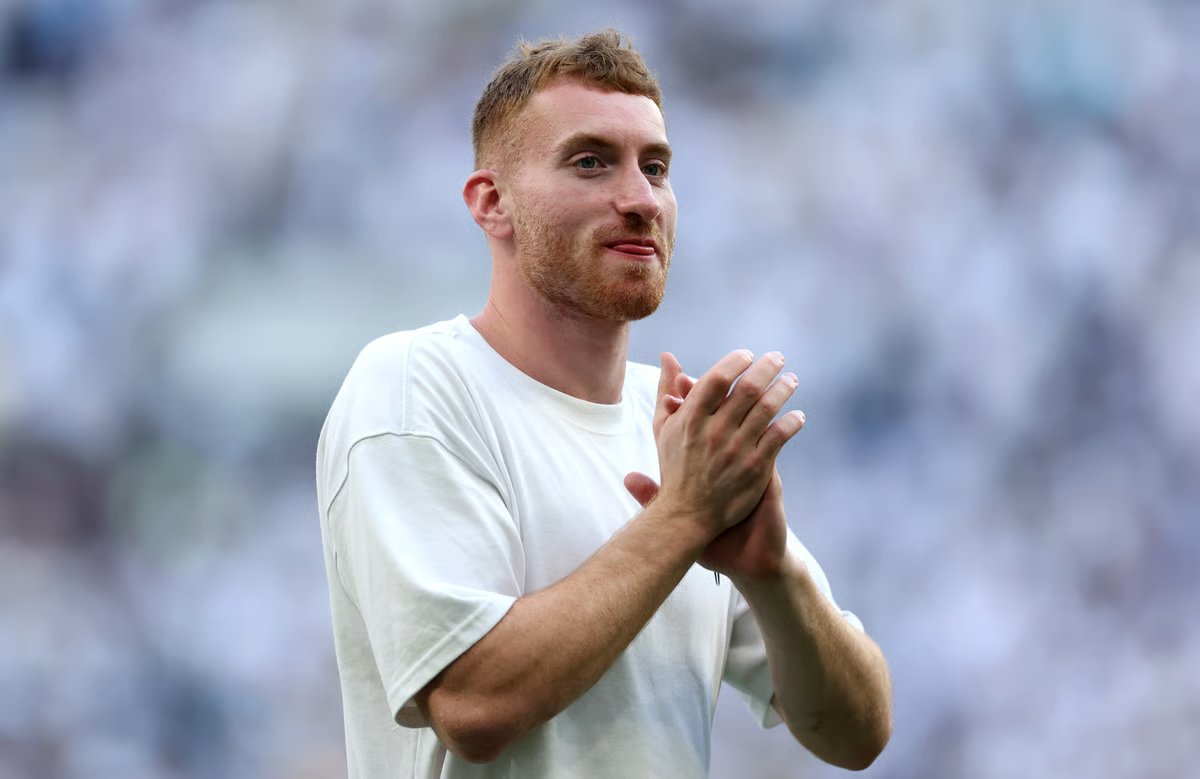 Mídia inglesa: Kulusevski retoma treinos com grupo e pode estrear contra Manchester United em outubro