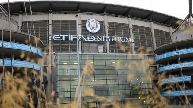 Man City charges: Club sponsor Etihad Airways considering legal action against Premier League