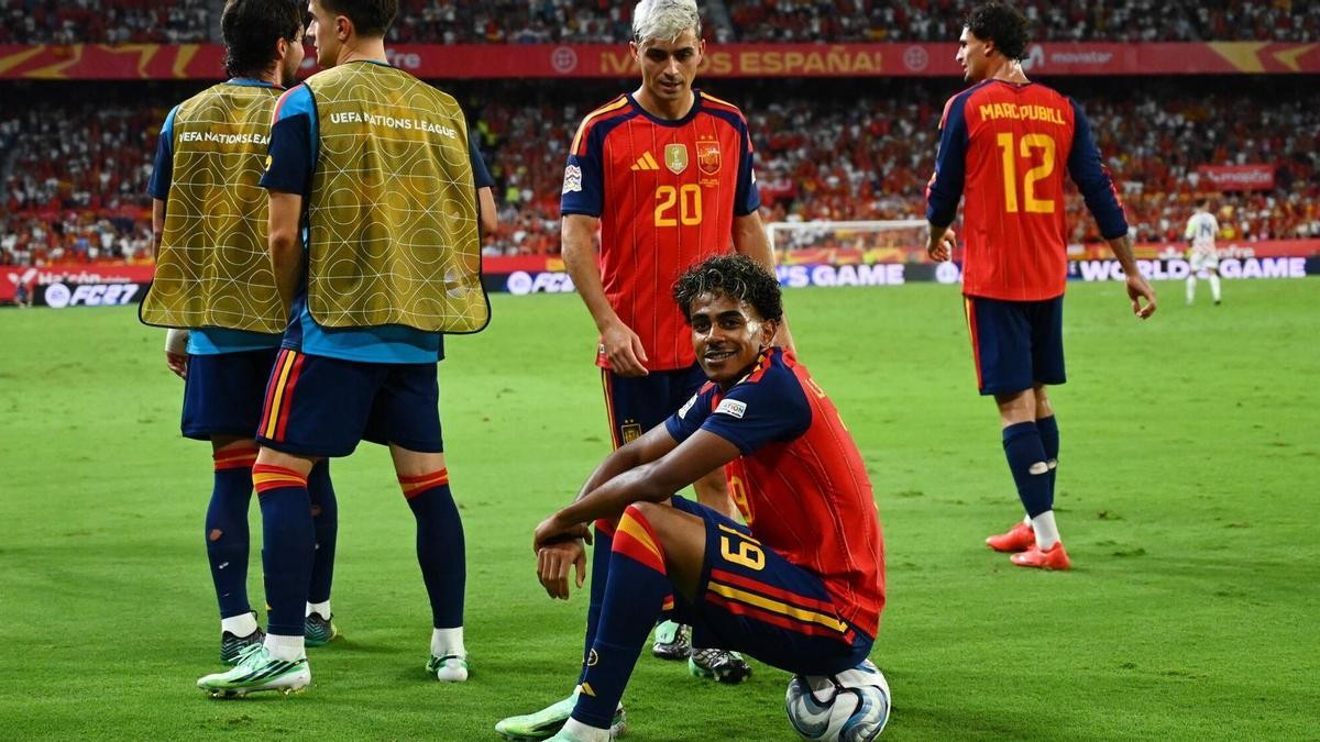 Sport: I media spagnoli esaltano Mbappé ignorando il fenomeno Yamal in forma