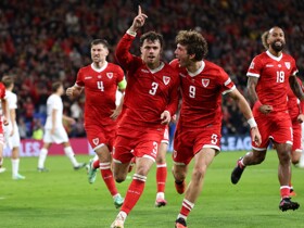 Wales 2-1 Norway: 10-man visitors suffer comeback despite Bobb early goal