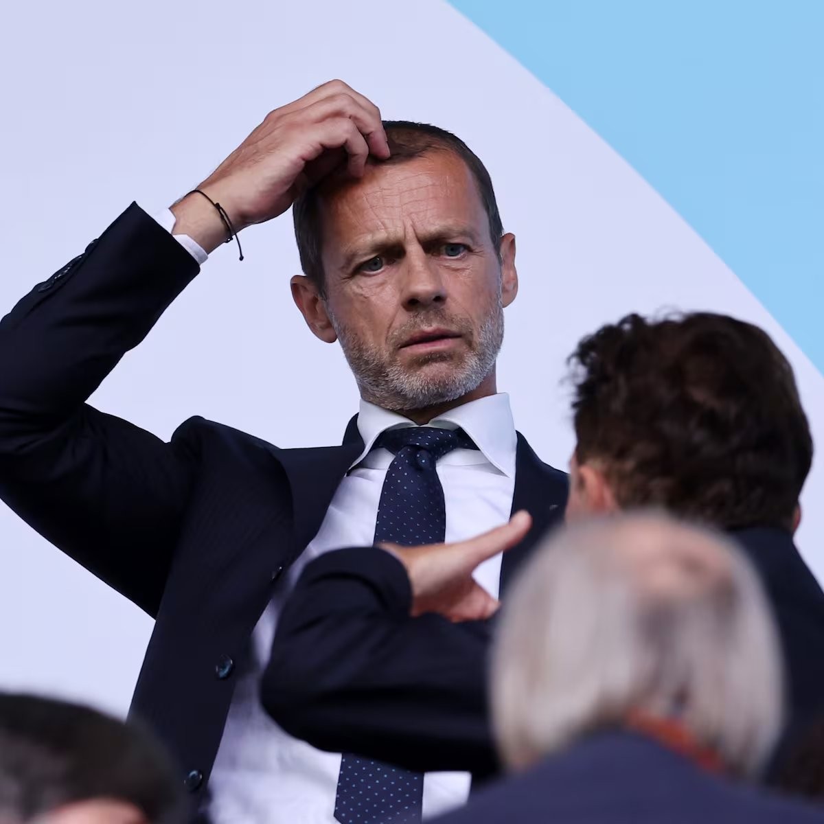 Tres comunicados de la UEFA y un caso nunca cerrado