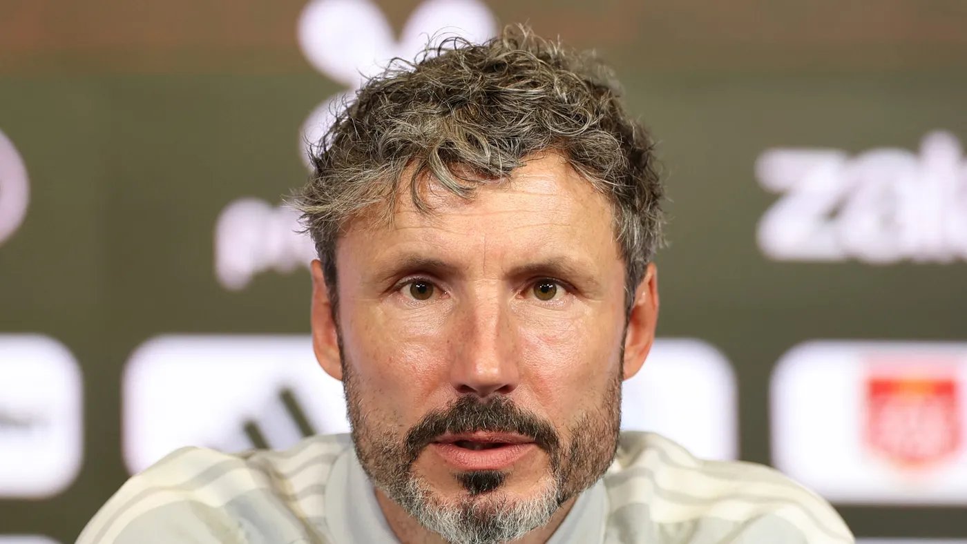 Van Bommel spiega le scarse presenze di Lukaku al Fenerbahçe