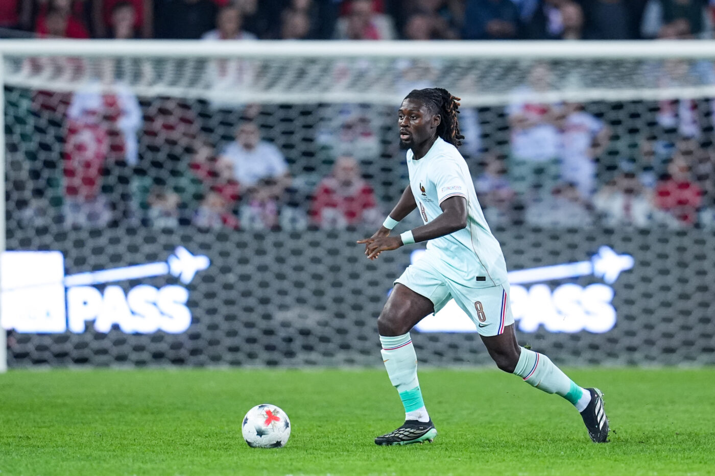 Koné reiht sich in die Diskussion um die Top-Mittelfeldspieler ein – große Clubs können ihn kaum ignorieren