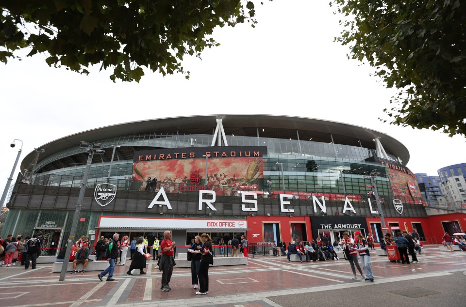 The Sun: Arsenal to postpone Emirates Stadium expansion, continue facility improvements