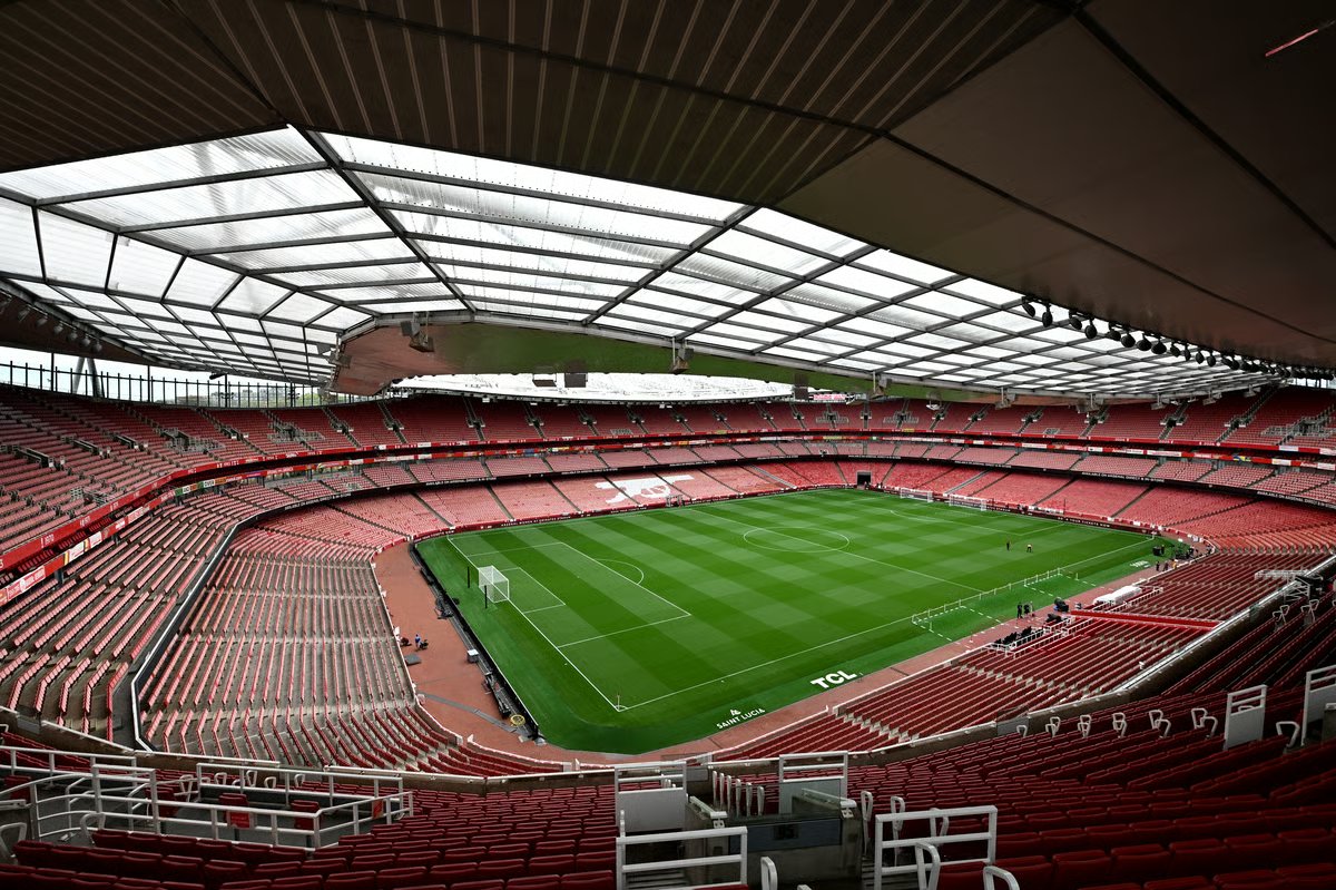 Médias anglais : Arsenal abandonne l'agrandissement majeur de l'Emirates, préférant des améliorations continues des installations