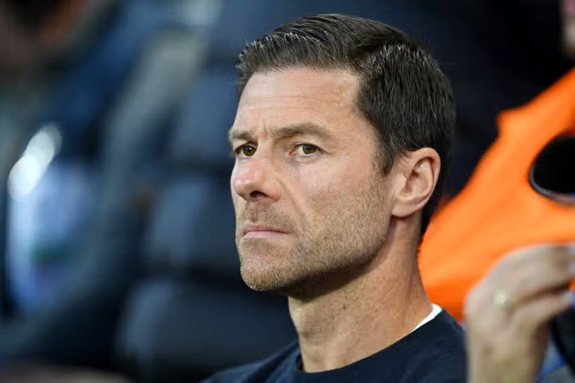 Médias anglais : Chelsea jouera un match amical à huis clos, Alonso pourrait évaluer Watson, 16 ans