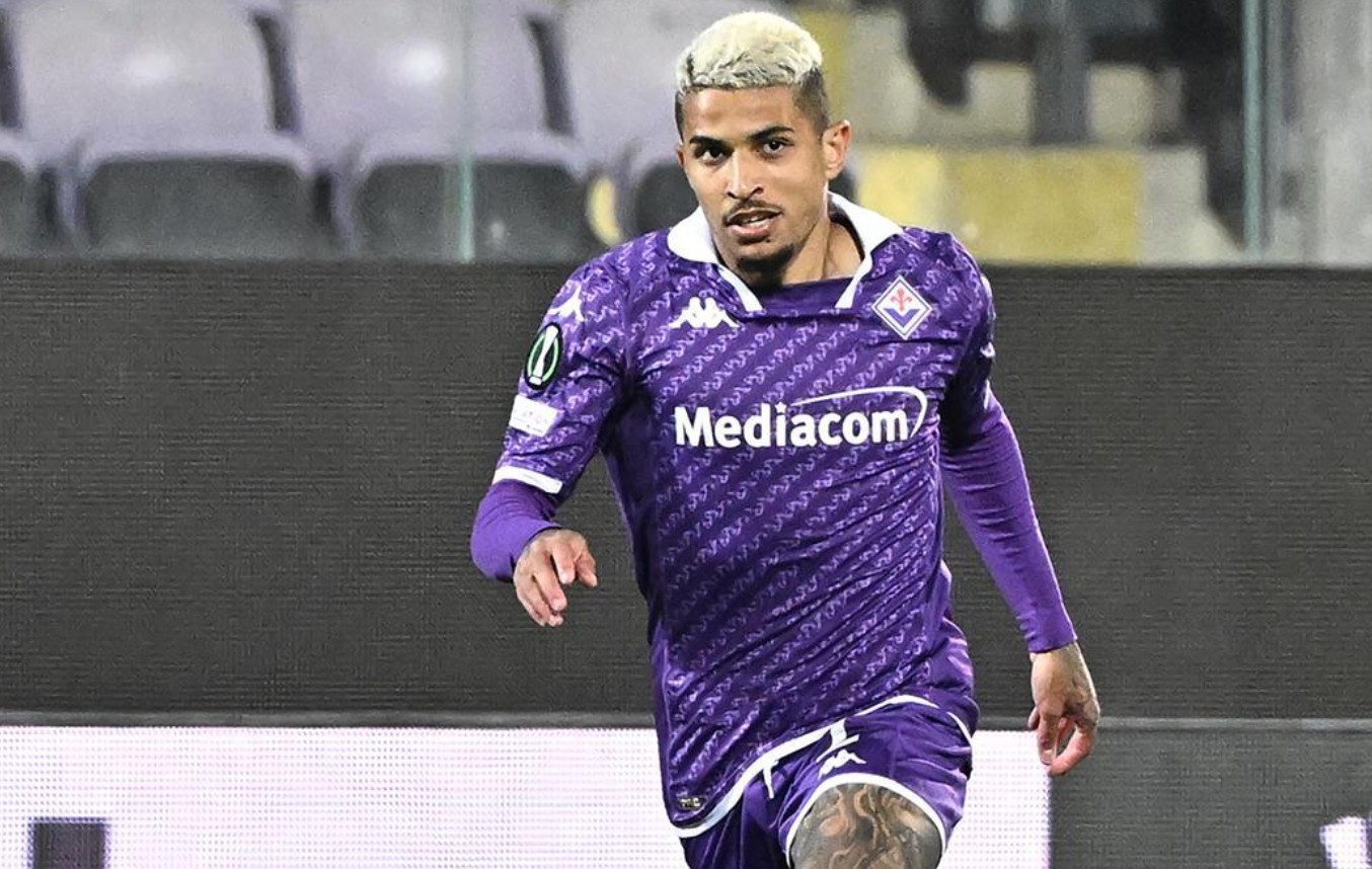 Sport: Il Barcellona torna a monitorare Dodô, terzino della Fiorentina in scadenza l'estate prossima