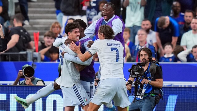 France 1-1 Italy: Rabiot error denies Zidane victory on home debut