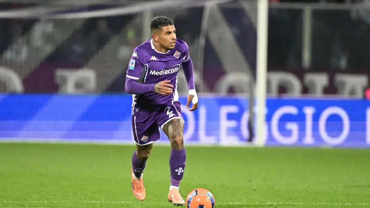 Sport: Le Barça suit Dodô de la Fiorentina, possiblement libre l'été prochain