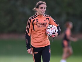 Slegers accepts pressure amid poor Arsenal form