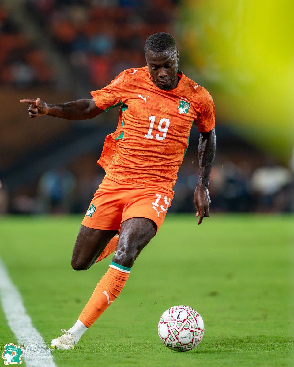 Oficial: Nicolas Pépé deixa a seleção da Costa do Marfim por motivos familiares