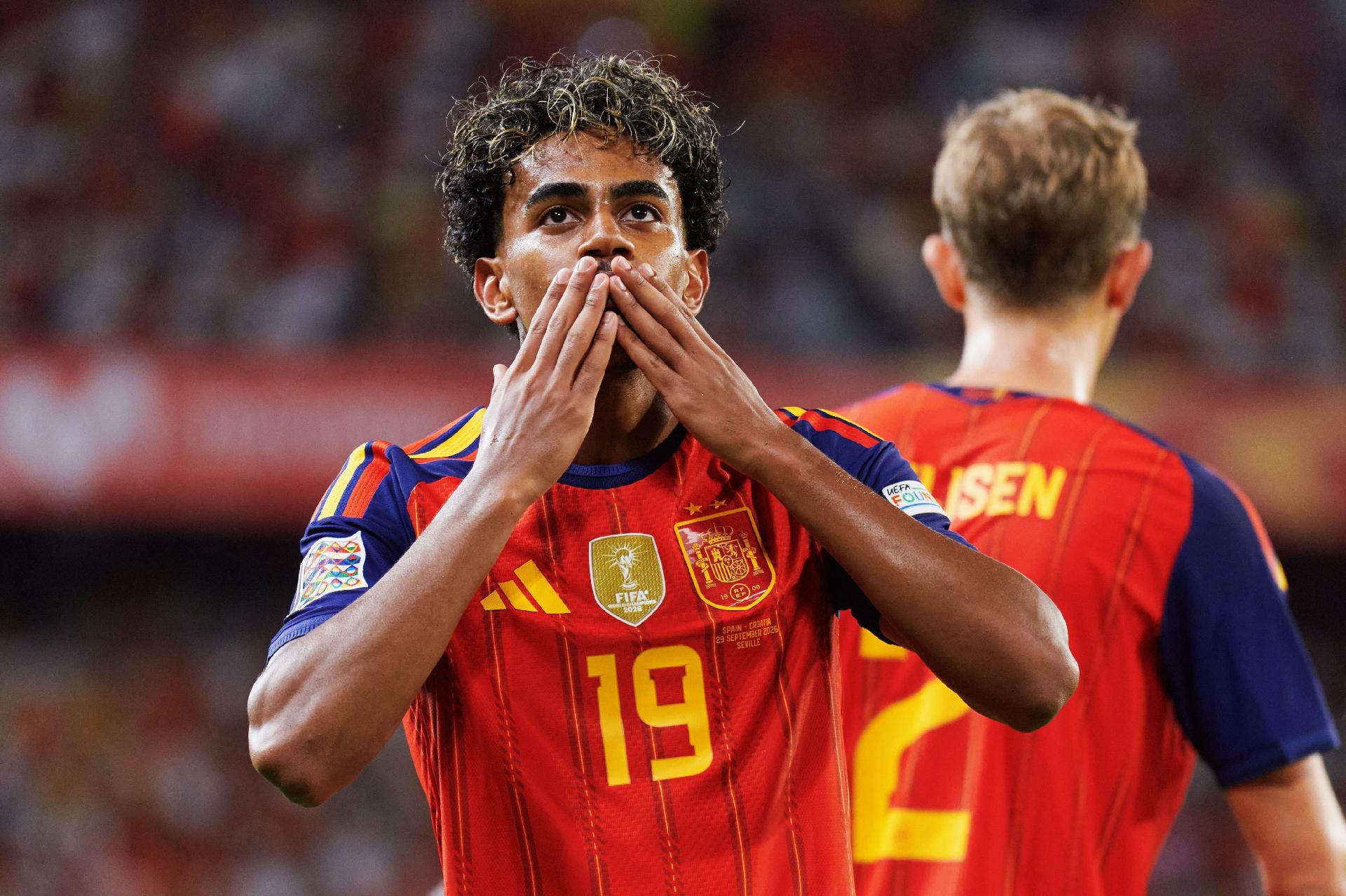 สเปนไร้พ่ายต่อ 16 นัดในเนชันส์ลีก สร้างสถิติไม่แพ้ที่ยาวนานที่สุด