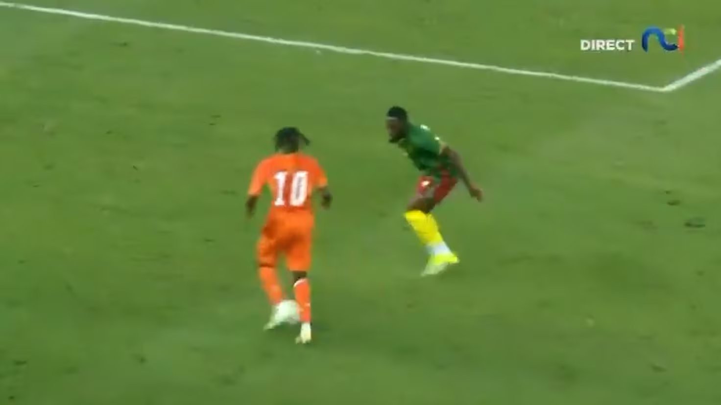 Si lo mete, se cae el estadio: disfruten del jugadón de Diomande en ‘modo héroe’