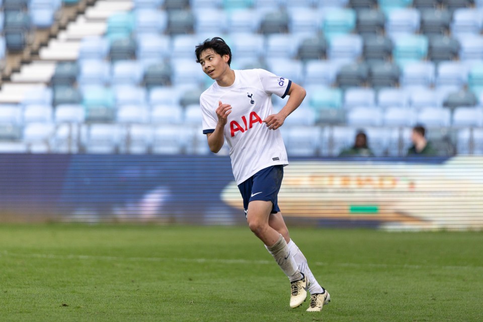 Exjugador del Manchester City y Tottenham se va a Oxford a estudiar Derecho: "No disfrutaba jugando"