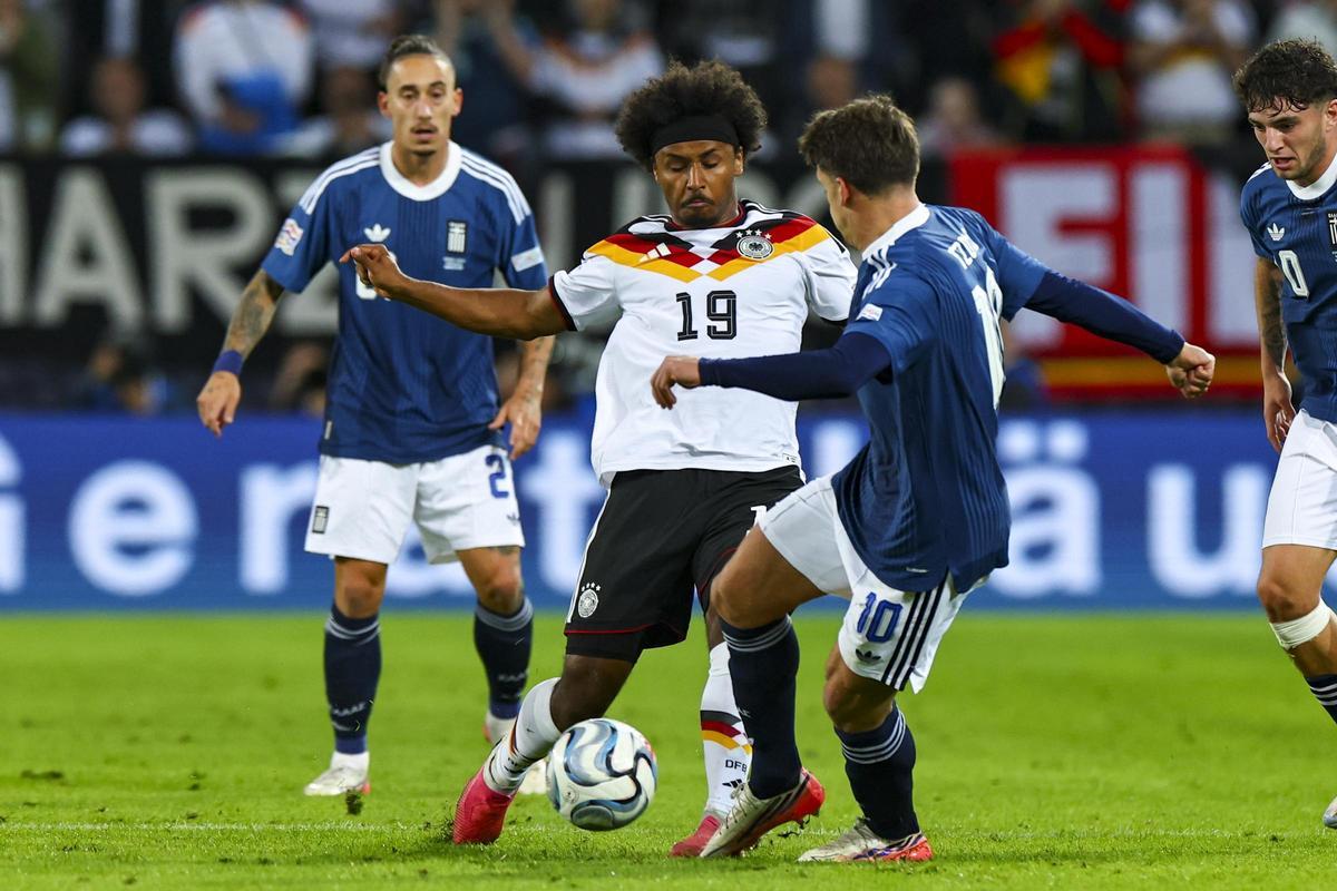 Sport: Adeyemi completa gli impegni con la nazionale, pronto a competere per il posto da titolare con miglior forma fisica
