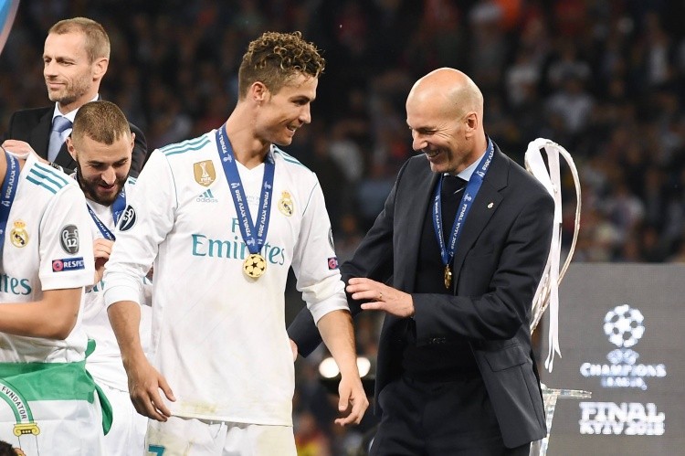 Zidane : « Il faut rendre hommage à la grande carrière de Cristiano Ronaldo, il m'a beaucoup aidé à remporter des titres »