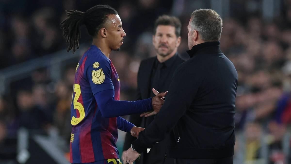 Koundé : Mon faible temps de jeu au Barça est une décision de Flick et résulte de ma mauvaise saison dernière