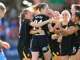 Women's Super League round-up: Chelsea go top with win over West Ham as London City Lionesses thrash Tottenham