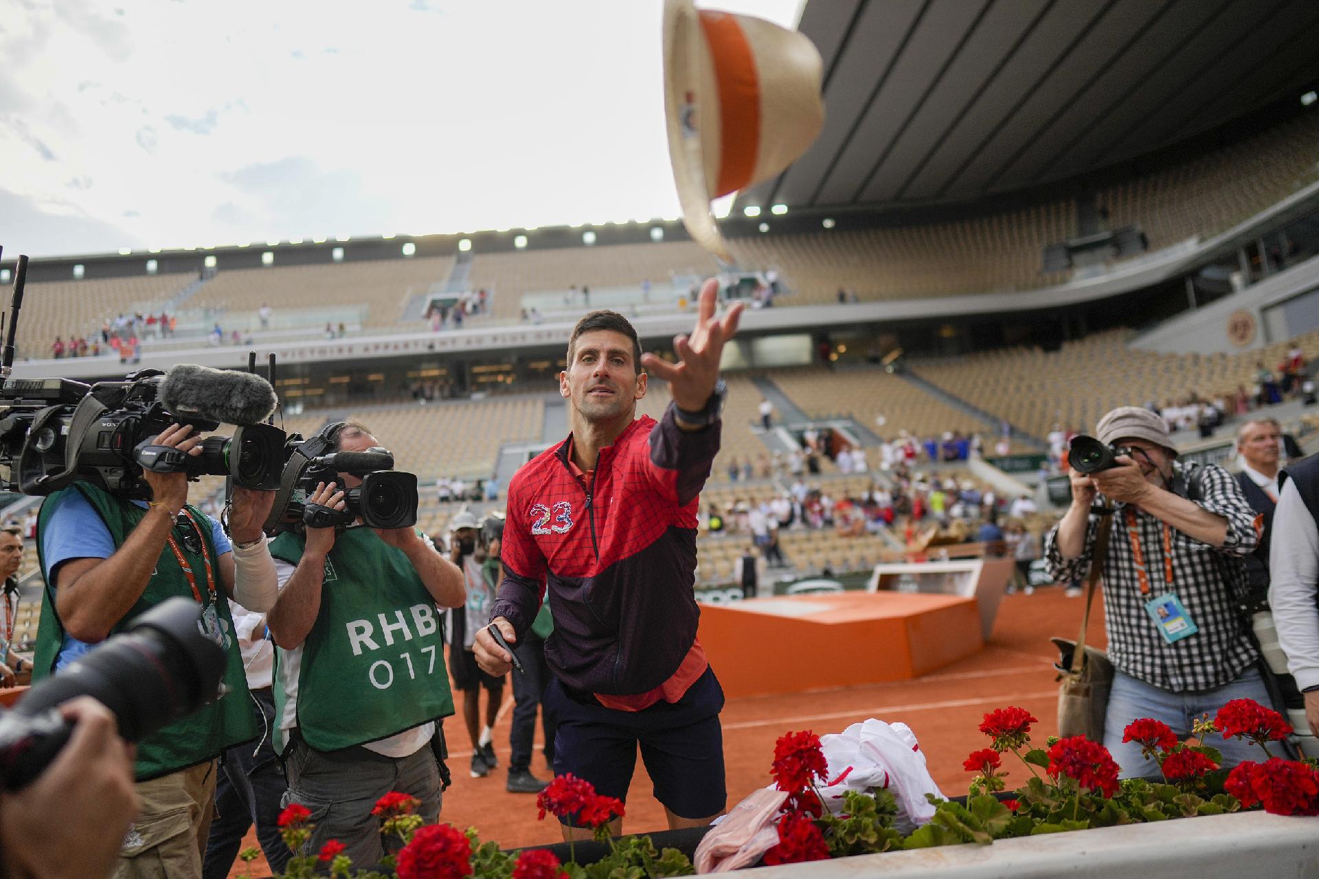 De Gea posts on social media: Is Djokovic the greatest athlete of all time?