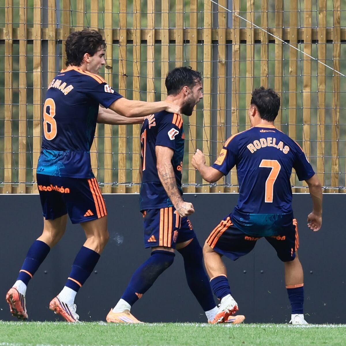 Real Sociedad B - Granada, en directo: LaLiga Hypermotion, hoy en vivo