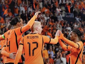 Netherlands 2-1 Serbia: Zirkzee scores winner to seal 3 points at home