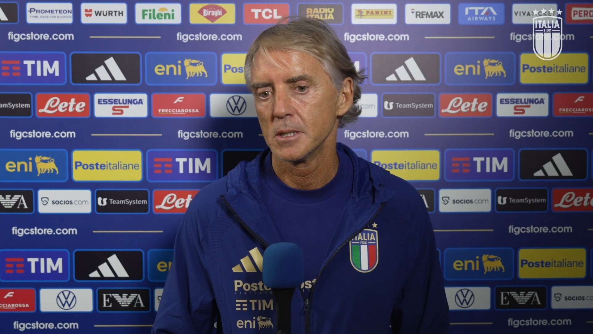 Mancini: Es justo que los aficionados no sufran tanto con nosotros