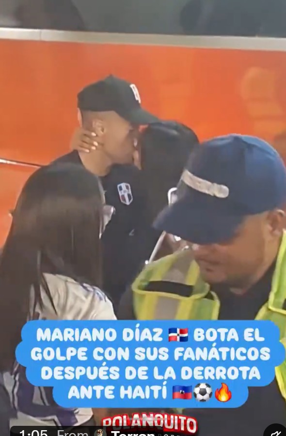 Spontane Begegnung: Dominikanischer Nationalspieler Mariano von Fanbewundererin geküsst
