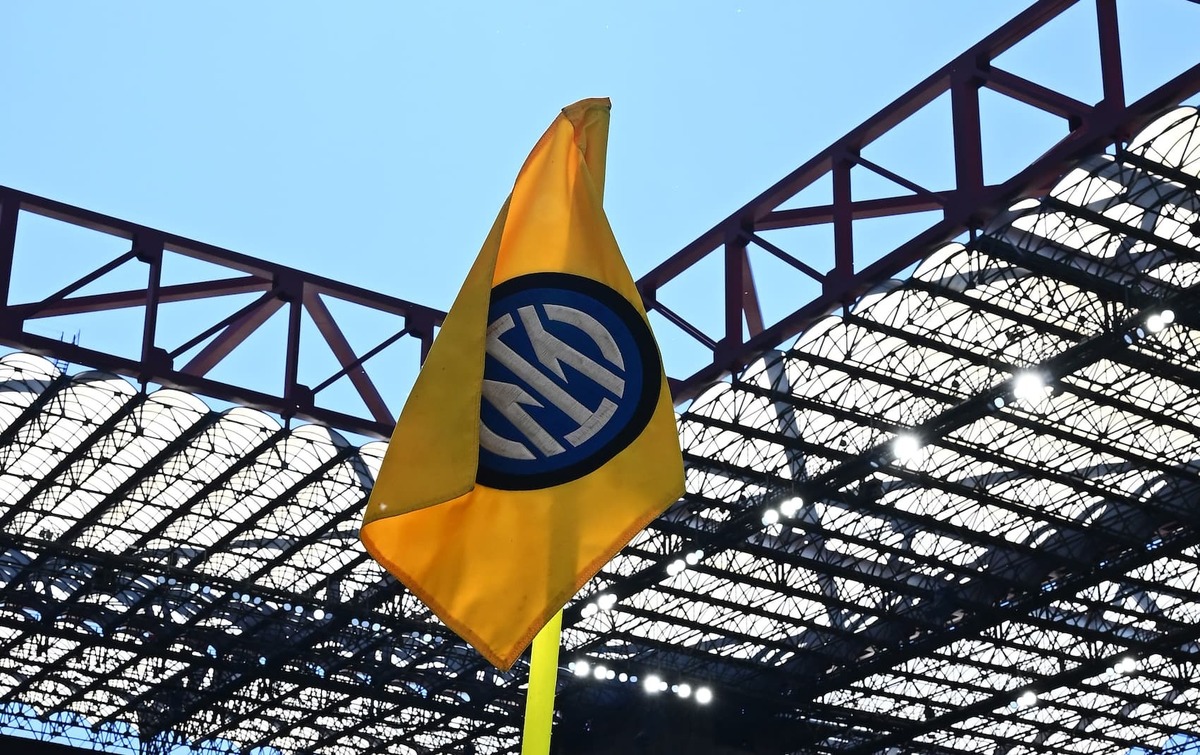 Media Italia: Inter Milan Memiliki Pendukung Terbanyak di Kota Milan, Mengungguli AC Milan Sekitar 30 Ribu Penggemar