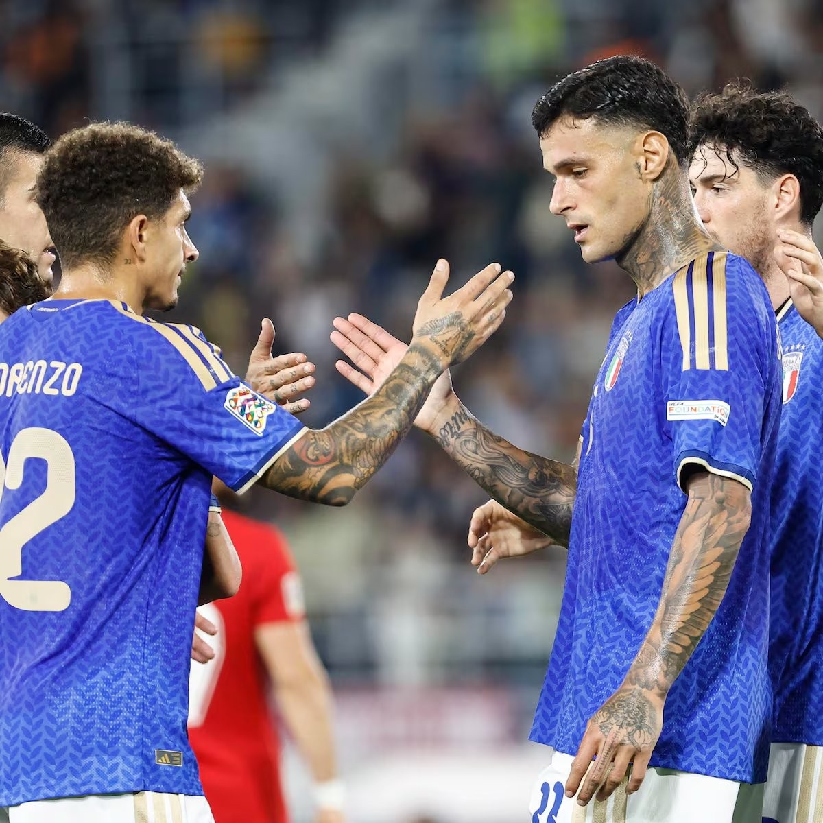 Italia vuelve a aplastar a Turquía y celebra en casa