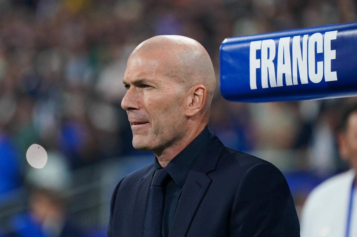 Zidane: Yoro đã chơi rất tốt, Jacquet hơi không khỏe