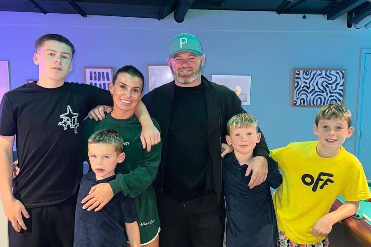 La moglie di Rooney: il figlio minore è stato escluso dall'accademia dell'Everton